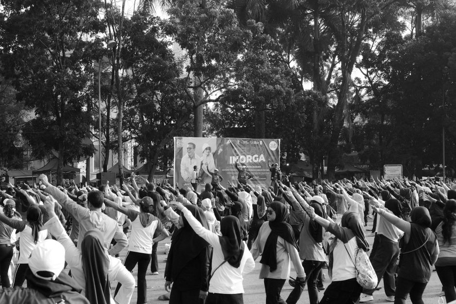 Grupni fitness trening na otvorenom